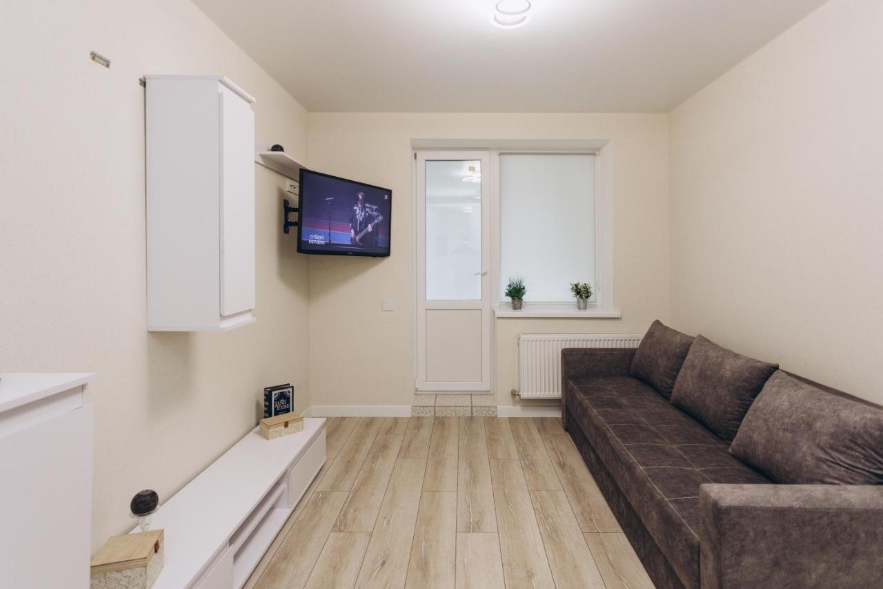 סומי Apart-Smart 5.26 Near Lavina 5 Floor Kharkovskaya מראה חיצוני תמונה