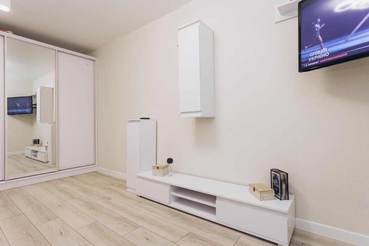 סומי Apart-Smart 5.26 Near Lavina 5 Floor Kharkovskaya מראה חיצוני תמונה